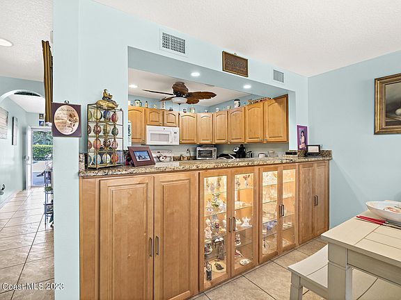 5th image of 175 Escambia Ln APT 703