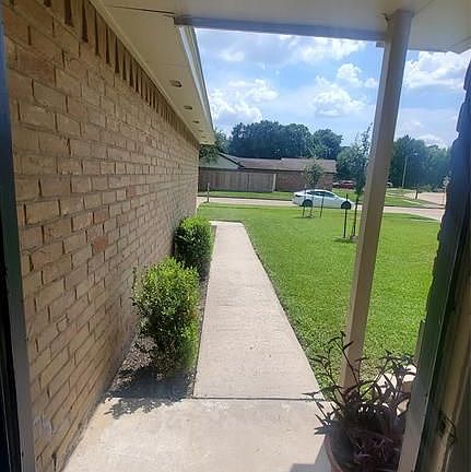 2nd image of 11314 Terrebone Dr