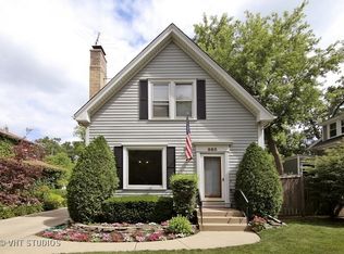 985 Oak St, Winnetka, IL 60093