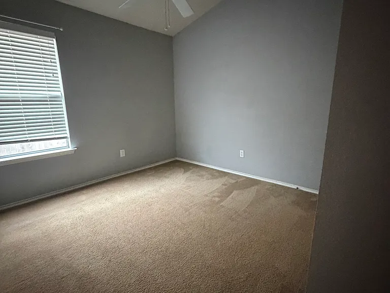 2152 Ingrid Ln — Photo 8