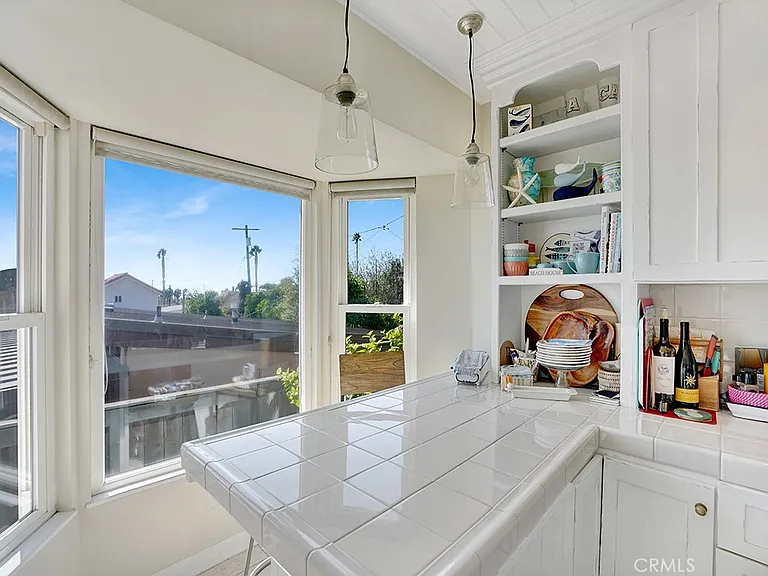 33841 Golden Lantern St — Photo 27