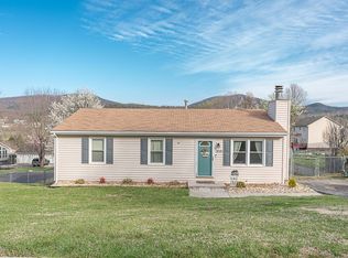 5518 N Garden Ln, Roanoke, VA 24019