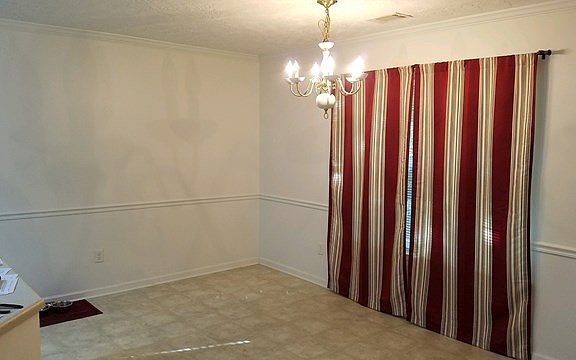 4th image of 4566 Country Glen Cir