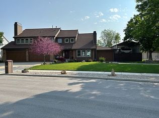8767 S Sunridge Dr, Sandy, UT 84093
