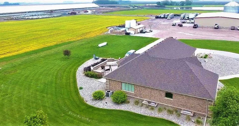 1st image of 47364 310th Ave
