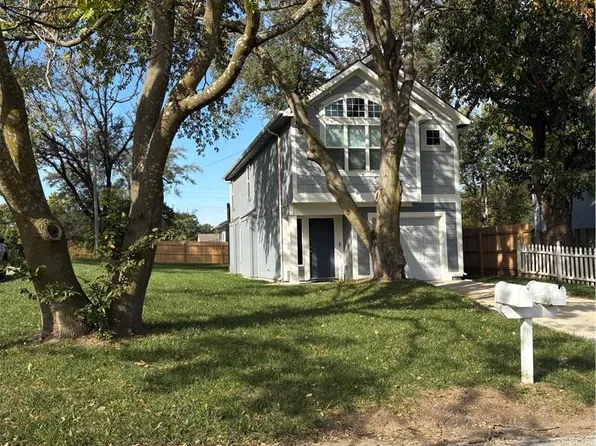 1816 NE 38th St, Kansas City, MO 64116