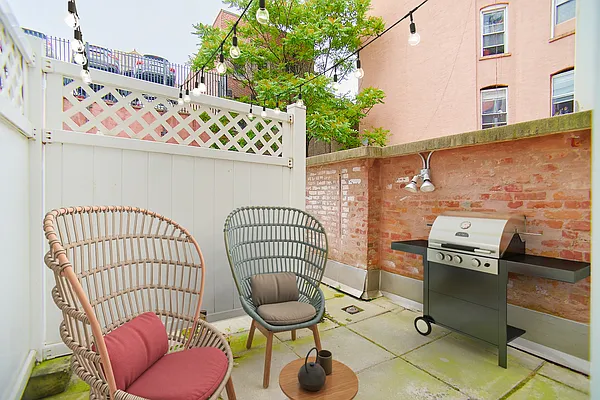 Rented by Living New York | media 26