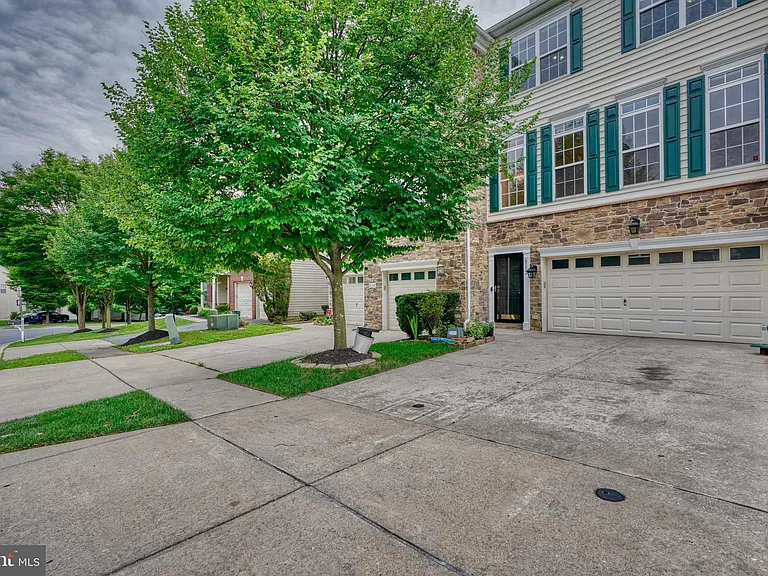 8112 Winding Ross Way — Photo 4