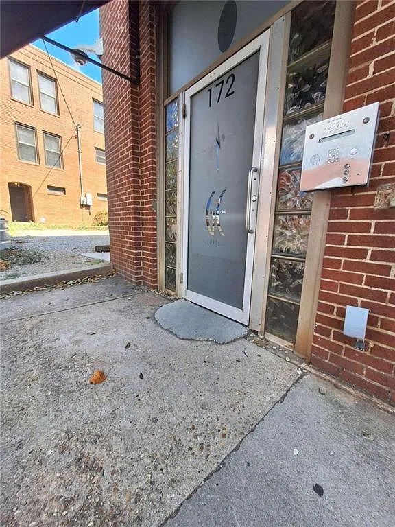 2 bed, 2.0 bath, $2,000 — Photo 3