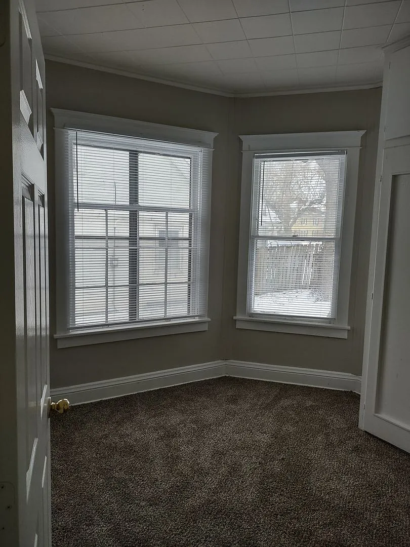 Sandoval Rentals (3820 S. 24th St. Omaha, NE 68107) — Photo 3