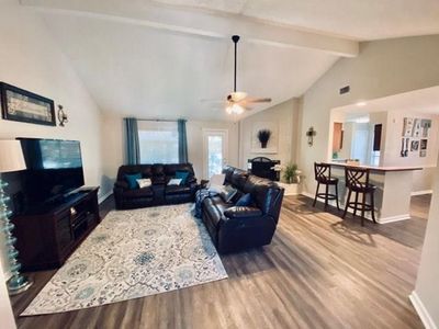 203 Willow Creek Ct, League City, TX, 77573