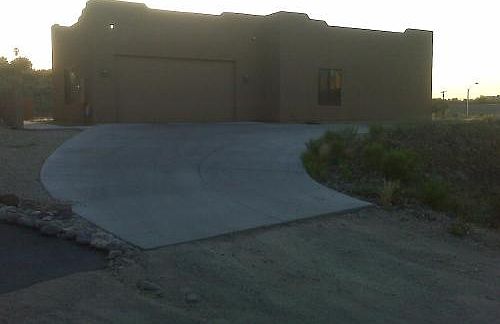 2nd image of 315 W Cottonwood Lane