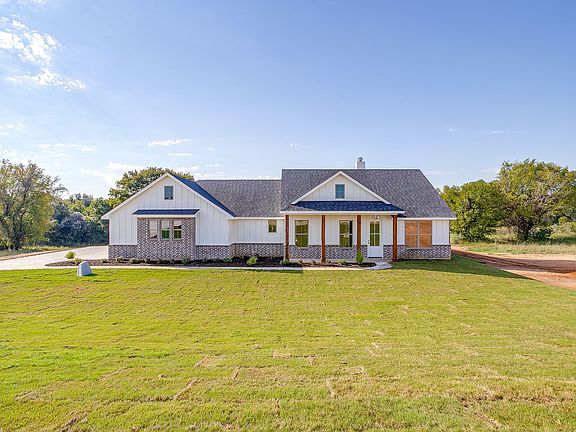 2nd image of 217 Kilkenny Rd