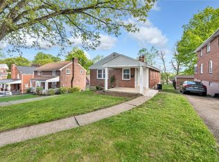 2515 Silver Oak Dr, Pittsburgh, PA 15220