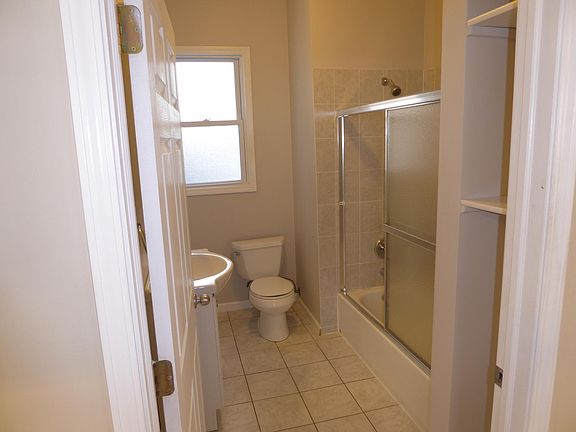 4th image of 2146 N Campbell Ave #1