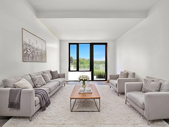 3rd image of 2395 Palisade Ave #Penthouse 12
