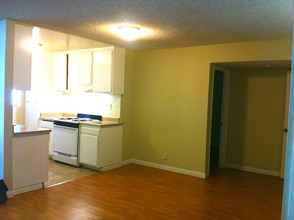 Dining Area Near Kitchen