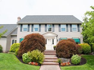 16285 NW Gianola Ct, Beaverton, OR 97006