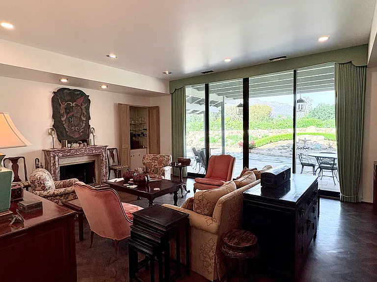 Crocker Sperry Dr — Photo 3