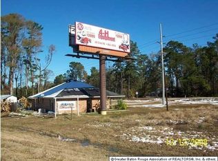 27131 Lakefront Dr, Denham Springs, LA 70726