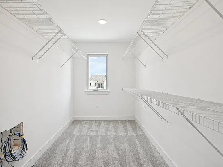 302 Tesla Cir — Photo 26