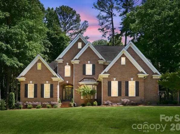 380 Colleton Ct, Rock Hill, SC 29732