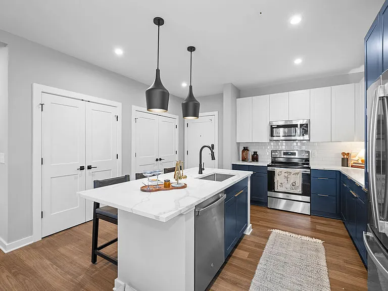 The Rowe at Commonwealth — Photo 42