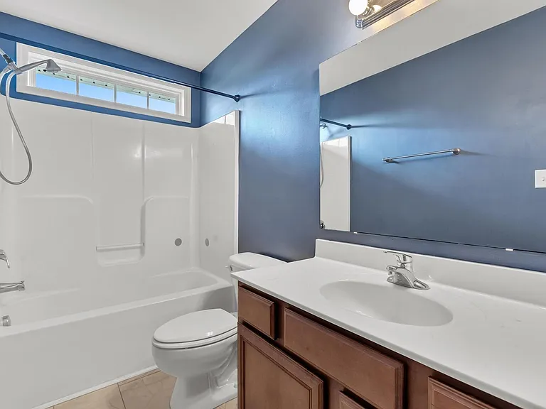 324 Beacon Ln — Photo 18
