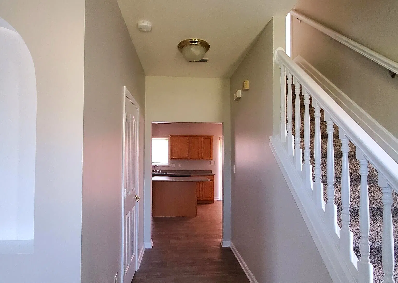 4 bed, 2.5 bath, 2184 sqft, $2,000 — Photo 3