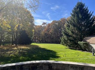 320 Kelly Dr, Galloway, NJ 08205