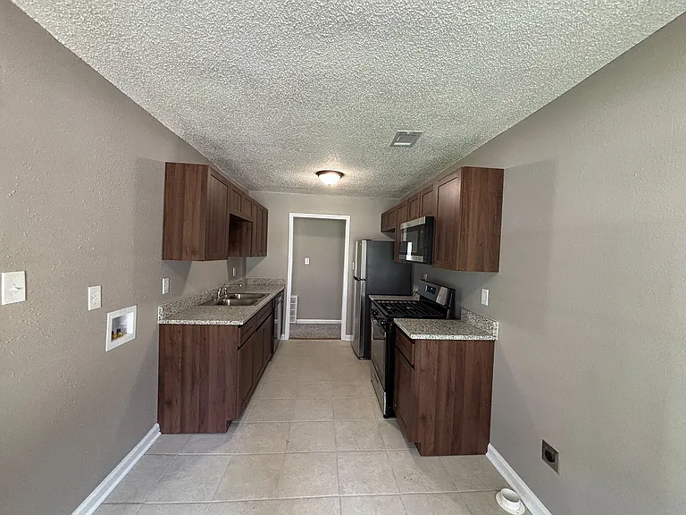 4309 N Cypress St — Photo 10