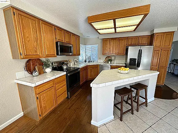 1590 Doe Trail Ln — Photo 1