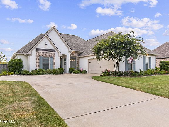4th image of 509 Forest Glen Ln