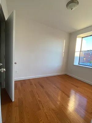 Rented by Douglas Elliman | media 15