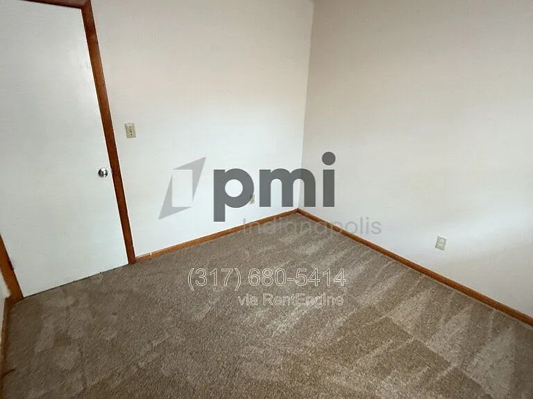 232 S Green St #A — Photo 15