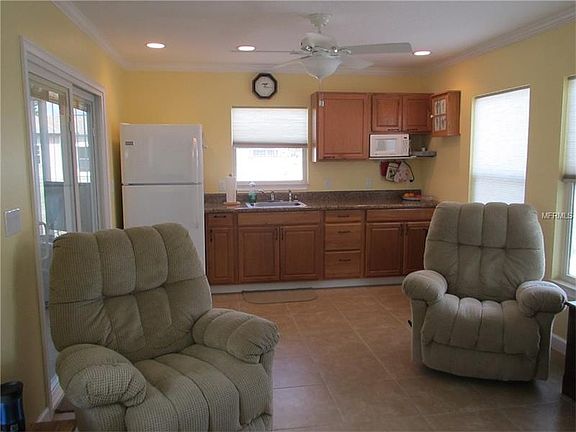 4th image of 1944 Payne Stewart Dr #189
