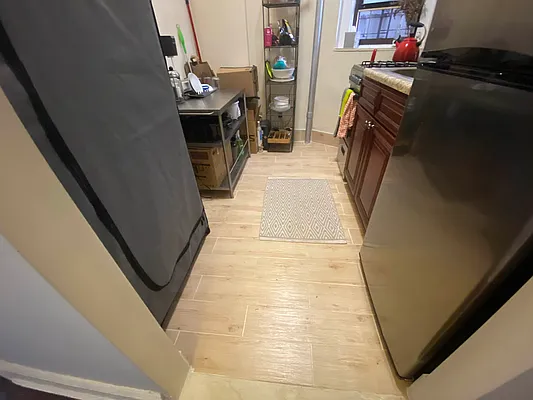Rented by Urban Real Estate Property Group Inc | media 12