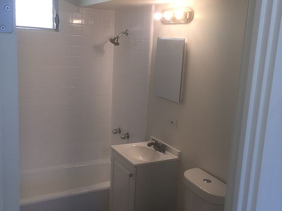 2nd image of 34 Hialoa St