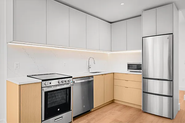 Kitchen, photo 2