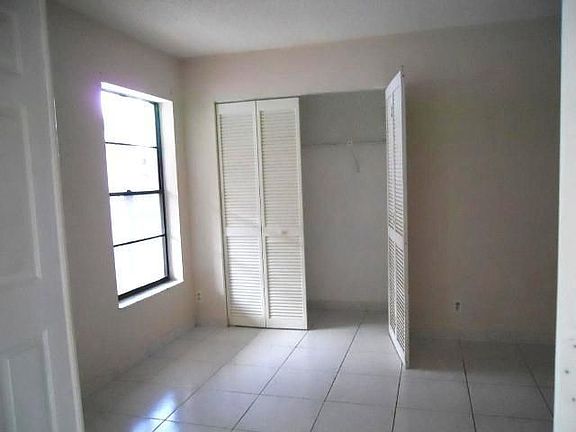5th image of 4535 Willow Pond Ct E