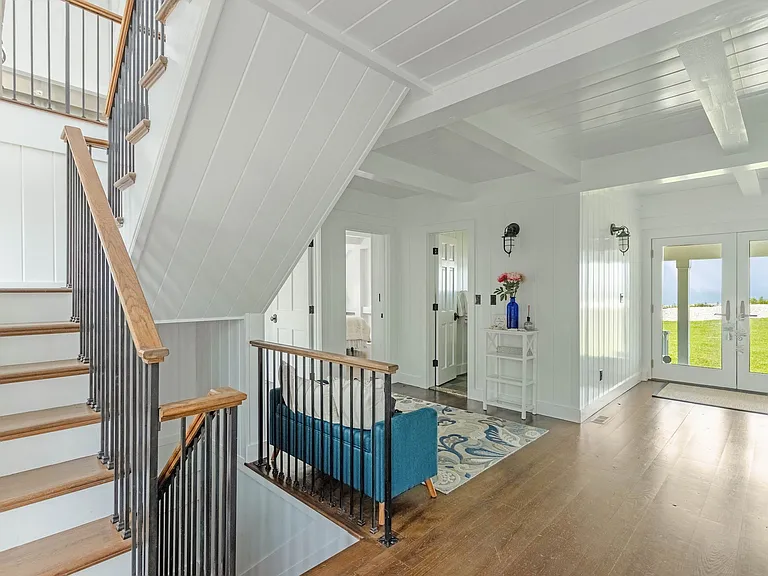 2700 Sound Dr — Photo 5