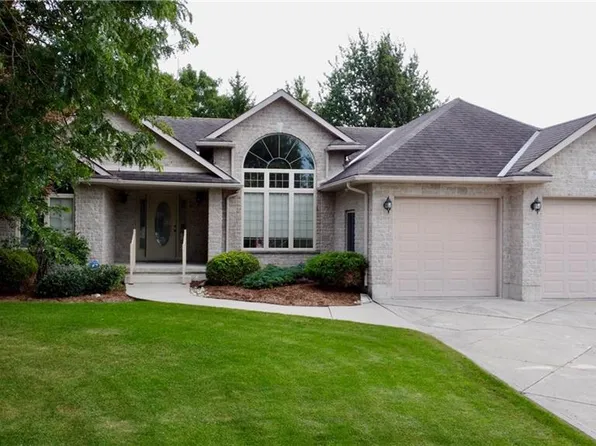 380 Bell St, Minto, ON N0G 2P0