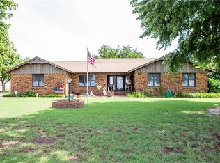11736 E 720th Rd, Dover, OK 73734