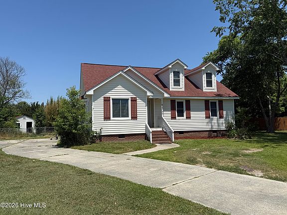 3rd image of 2146 Vale Court