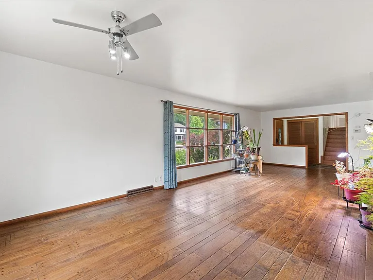 9041 N Rexleigh Dr — Photo 5