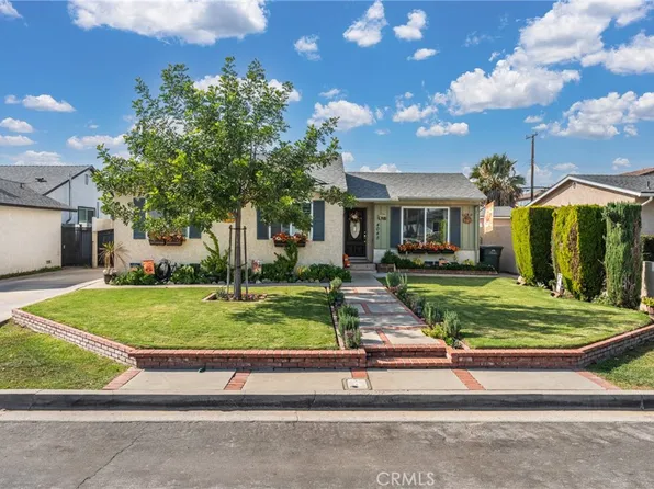 4045 N Walnuthaven Dr, Covina, CA 91722