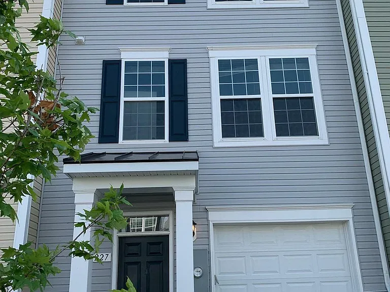 227 Schramm Loop — Photo 1