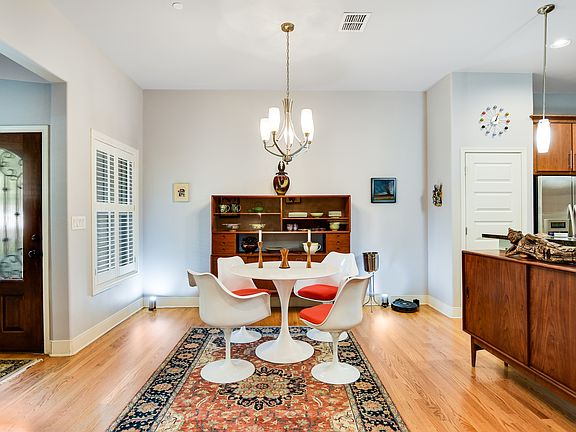 5th image of 100 Castano Ave