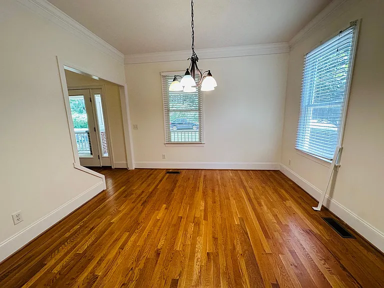410 Alleghany St — Photo 9