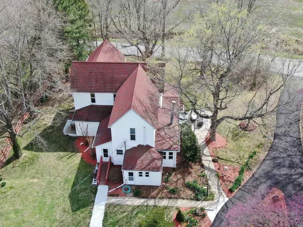 1865 Boyd Rd, Anna, IL 62906